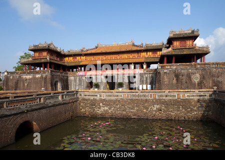 Il Vietnam, tonalità, Cittadella, Enclosure imperiale, Ong Gate Mon Foto Stock