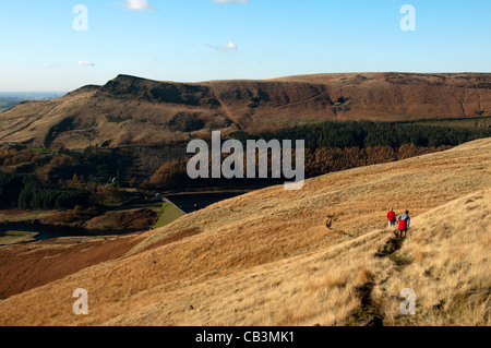 Alderman Hill, al di sopra degli Yeoman Hey serbatoio, da Ashway Moss, Saddleworth, Oldham distretto, Greater Manchester, Inghilterra, Regno Unito Foto Stock