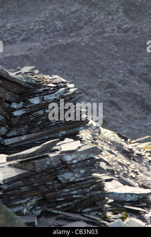 Rifiuti di ardesia e la parete, il Galles del nord Foto Stock