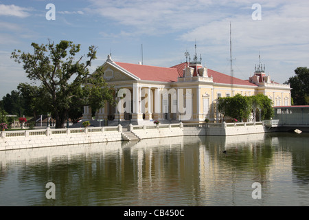 Bang Pa-In Royal Palace (Palazzo D'estate), Provincia di Ayutthaya, Thailandia Foto Stock