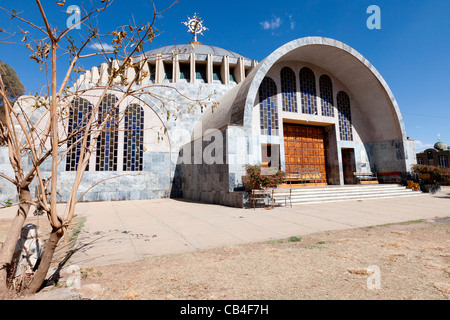 Vista esterna della nuova chiesa Santa Maria di Sion in Aksum, l'Etiopia settentrionale, Africa. Foto Stock