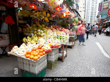 Frutta e verdura del mercato di strada in Mong Kok area di Kowloon hong kong cina Foto Stock