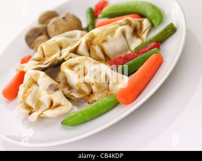 Polpette riempite con carne di maiale e verdure , close up Foto Stock