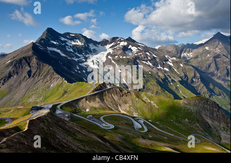 Twisty Alta - Strada alpina del Großglockner. Foto Stock