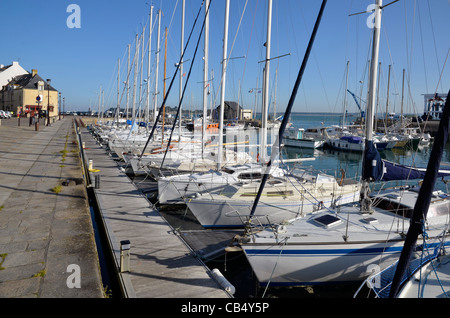 Porto di Le Croisic nella Loire-Atlantique dipartimento in Francia occidentale. Foto Stock