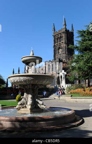 Wolverhampton Centro Città St Peters Chiesa Inghilterra Regno Unito Foto Stock