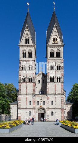 La Basilika San Kastor a Koblenz, la chiesa più antica della città è stata costruita tra il 817 e 836. Foto Stock