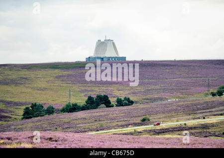 Ministero della Difesa il radar early warning a Fylingdales, North York Moors, UK. Sostituito prima pallina da golf strutture Foto Stock