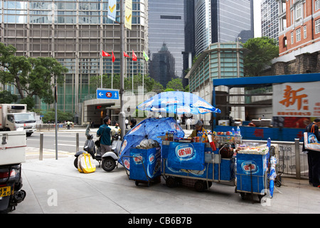 Strada chiosco nel centro cittadino di distretto centrale, isola di Hong kong, RAS di Hong Kong, Cina Foto Stock