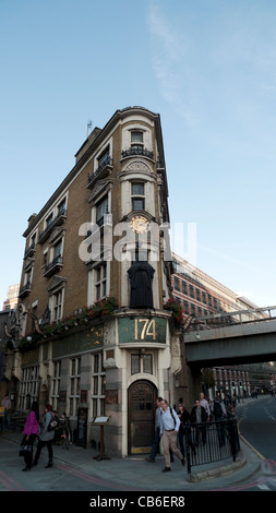 La facciata esterna del Blackfriars pub di Londra Inghilterra Kathy dewitt Foto Stock