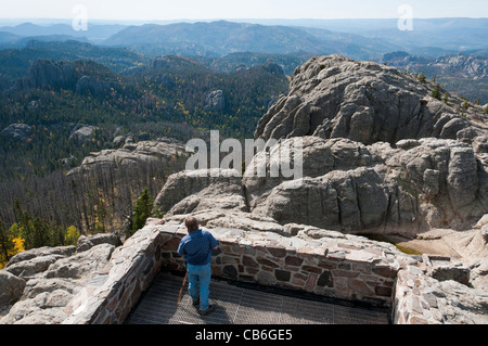 Vista dalla Harney Peak Fire Lookout, Harney Peak Trail, Custer State Park, Black Hills, South Dakota. Foto Stock