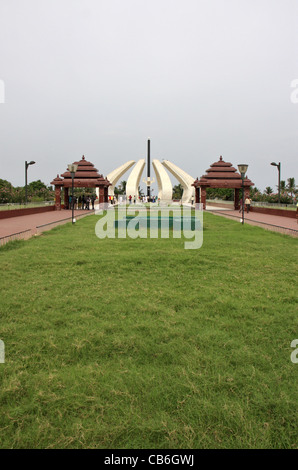 Mgr memorial building in marina beach,chennai,tamilnadu,l'india,asia Foto Stock