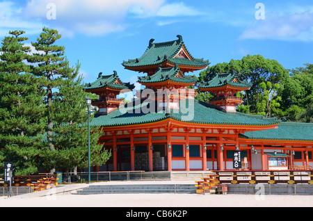 Lo storico Santuario Heian a Kyoto, in Giappone. Foto Stock