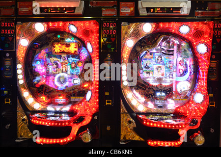 Macchine di Pachinko in Giappone Foto Stock