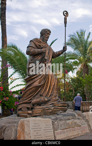 San Pietro statua a Cafarnao, la Galilea Israele,Asia, Medio Oriente Foto Stock