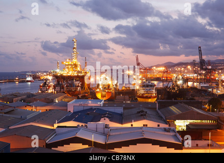 Il cantiere di riparazione in Puerto de la Luz in Laz Palmas, Gran Canaria Isole Canarie Spagna Foto Stock