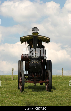 Un Tasker B2 4nhp trattore costruito 1908 e raffigurata qui al vapore Wiston Rally in West Sussex. Foto Stock