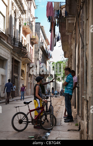 Scena di strada, Havana (La Habana, Cuba Foto Stock