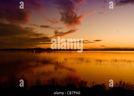 Dromod, Dromod Harbour, porto, nella Contea di Leitrim, Irlanda occidentale, l'occidente, irlandese, tramonto, lago, sera, porto vuoto,imbarcazioni,fiume, Foto Stock