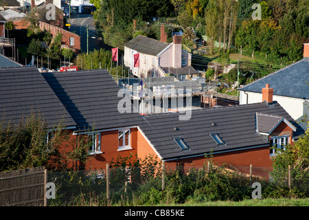 Edificio di nuova costruzione precedentemente sul campo verde sito in Crediton, Devon, Inghilterra Foto Stock