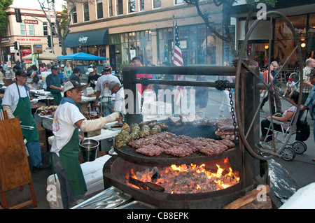 San Louis Obispo California United States Città Barbecue San Louis Obispo giovedì notte BBQ e California del mercato Foto Stock