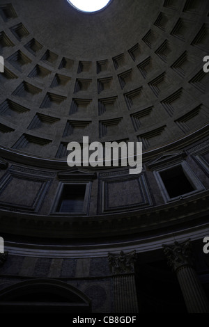 Il Pantheon romano antico luogo di culto, Roma, Italia. Foto Stock