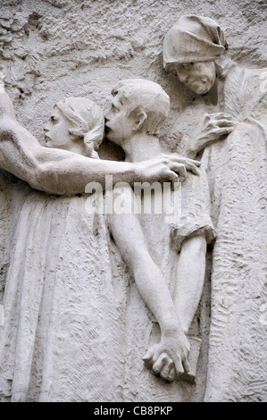 Praga, Repubblica Ceca. Municipio / Nova radnice (1912) in Marianske namesti. Facciata in Art Nouveau, detal Foto Stock