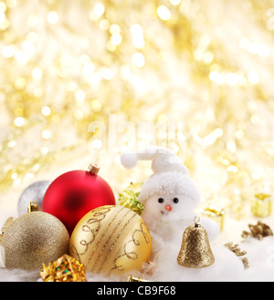 Palle di Natale con un pupazzo di neve Foto Stock