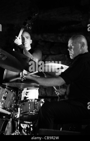 Roberto Gatto e Luca Bulgarelli effettuare a Monte Compatri (Roma) Foto Stock