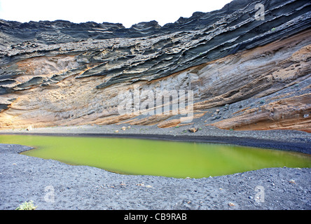 Lanzarote verde laguna di alghe Foto Stock