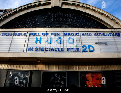 Londra pubblicizza cinema film 3D Hugo in spettacolo-libero 2D Foto Stock