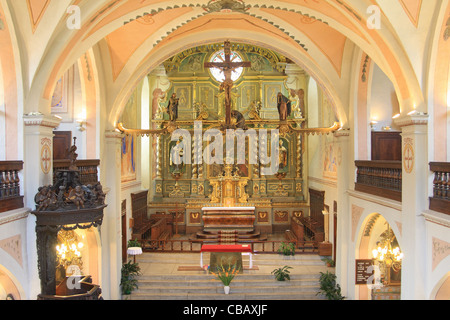 Interno, St Maxime Chiesa, villaggio di Beaufort, Savoie, sulle Alpi francesi, Francia Foto Stock