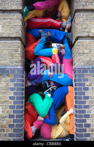 Inghilterra, Londra, Southwark, corpi in spazi urbani Visualizza Foto Stock