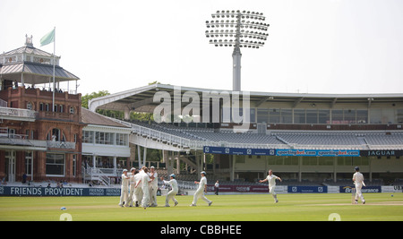 Vista generale dell'Eton versetti Harrow partita di cricket al Lords a Londra. Foto di James Boardman. Foto Stock