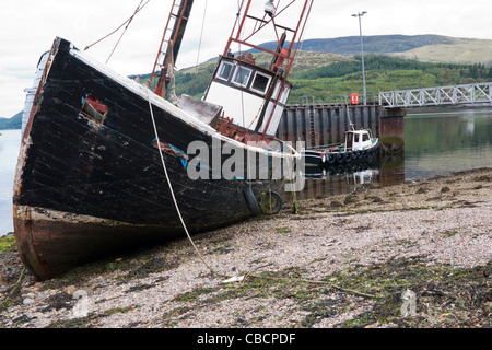 Imbarcazione Spiaggiata, filamento, marciume, Foto Stock