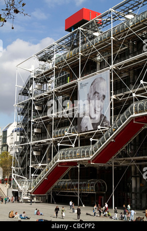 Il Centro Georges Pompidou nel centro di Parigi, Francia Foto Stock