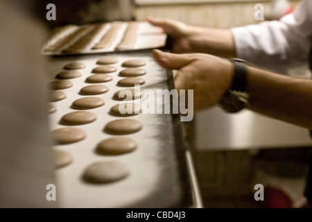 Pane appena sfornato macaron i cookie Foto Stock