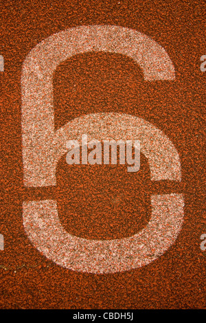 Colore bianco numero di cifre su rosso Foto Stock