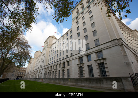 Ministero della difesa del governo britannico edificio ufficiale whitehall Londra Inghilterra Regno Unito Regno Unito Foto Stock