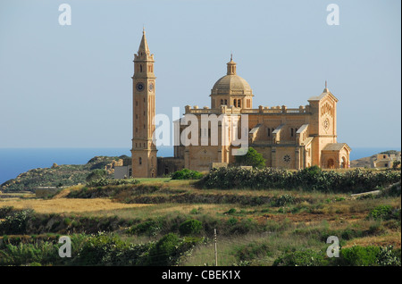 A Gozo, MALTA. Vista la romanica Basilica di Ta' Pinu. 2010. Foto Stock