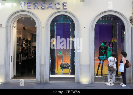 L'Italia, Lombardia, Milano, Via Monte Napoleone, shop, negozi, Foto Stock