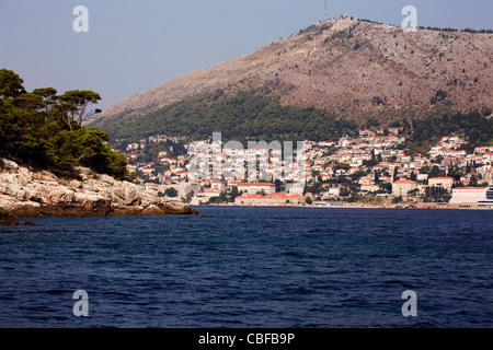 Il monte Srd la fortezza imperiale e il cavo Auto Dubrovnik Dalmazia Croazia Foto Stock