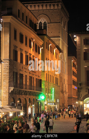 L'Italia, Toscana, Firenze, Orsanmichele, scene di strada, persone Foto Stock