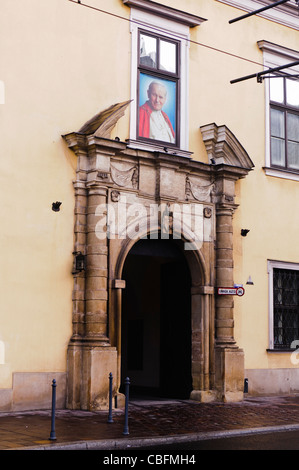 Finestra papale presso il Palazzo del Vescovo, Franciszkanska, Cracovia Foto Stock