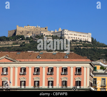 L'Italia, Campania, Napoli, Castel Sant'Elmo e Certosa di San Martino, Piazza del Plebiscito, Foto Stock