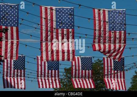 Larimer Square a Denver in Colorado con bandierine americane. Foto Stock