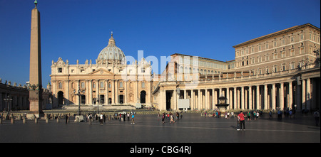 Italia, Roma, Vaticano, la Basilica di San Pietro, Palazzo Vaticano, Piazza San Pietro Foto Stock