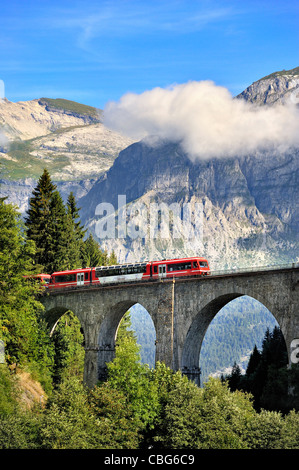 Treno storico: Mont-Blanc Express, Chamonix, Francia. Foto Stock