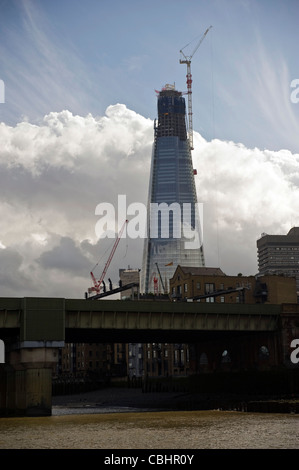 La Shard, Londra ed il Regno Unito il più alto edificio in costruzione, London, Regno Unito Foto Stock