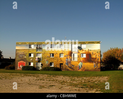 Les Fresques de Bel Air,affresco,Trompe-l'oeil,pittura murale,Chartres, Eure-et-Loire, Francia Foto Stock